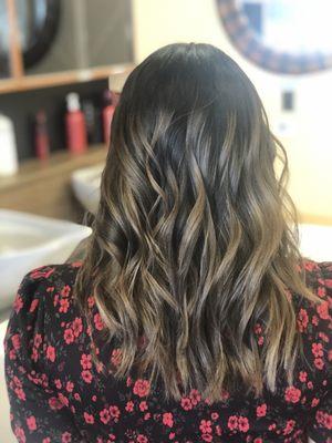 Balayage highlights dark blonde