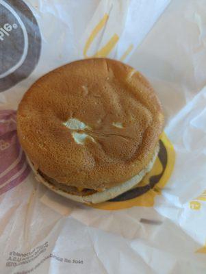 Double cheeseburger no pickles