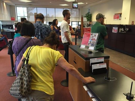 Great management BOA! 15 people in line and 1 teller. Keep this up and there will be no one in line - who's in charge here?