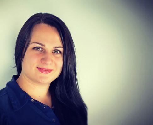 Vicky Grinev - Lead Business Accountant