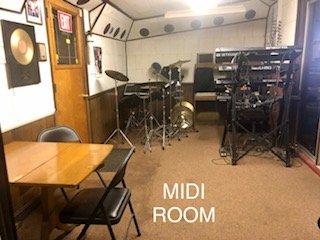 Midi Room with Keys and Midi Drums