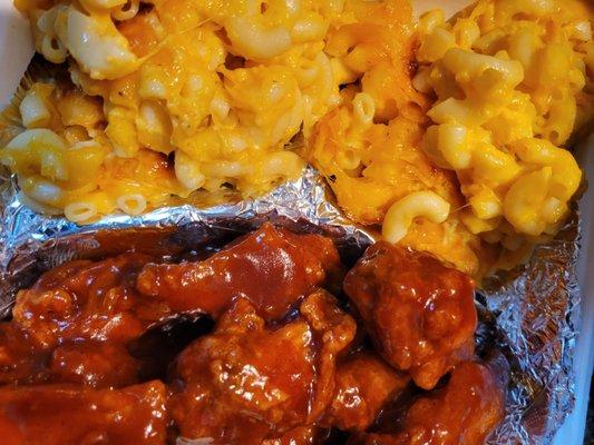 Big D's Family Favorite recipe Macaroni and Cheese and Hellfire Wings!