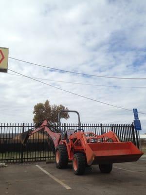 Kubota Tractor w/ BH-70X Backhoe Up to 7' digging depth $240/24hrs (8 hrs of use on machine) $25 Trailer w/ chains+binders