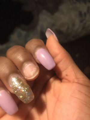 This is the nails Serena did that came off quickly