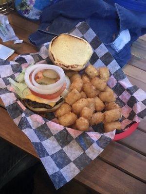 Deluxe burger with tots