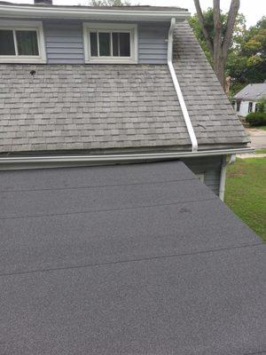 This brand new gutter sags. Gutters installed in 2021. Run....do not walk away from Tri County Home Improvements.