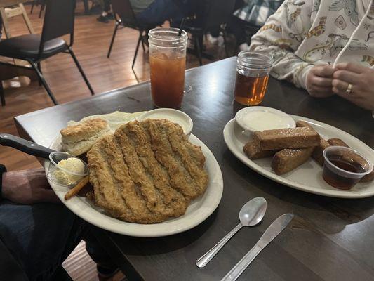 Chicken Fried Steak & Eggs