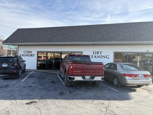 Laundromat front