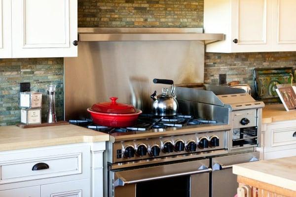 Japanese Craftsman Ranch - Range and Backsplash detail