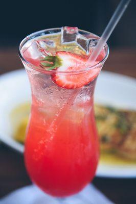 sparkling berry sangria