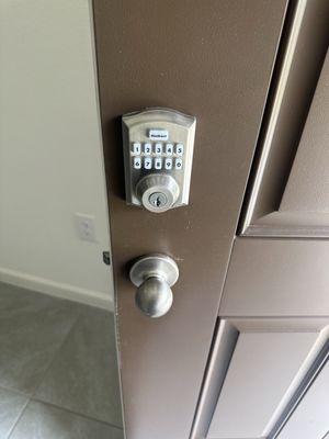 Door lock