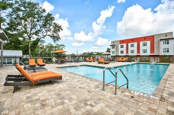 Arive850 - Student Housing Apartment Complex.   Community Pool