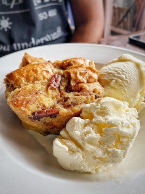 Pecan Pudding Dessert with Ice Cream