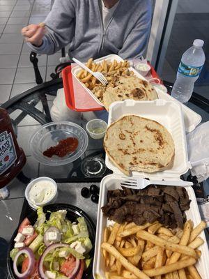 The Gyro Platter