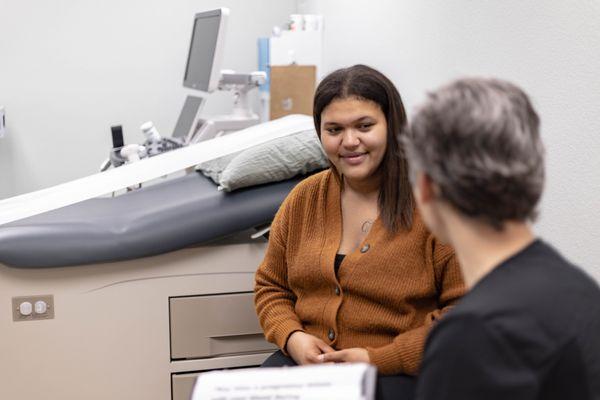 Patient receiving a licensed nurse consult