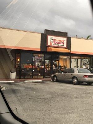 Nice location, your typical dunkin. Lots of business and stuff in the morning. The employees are nice and chill, The coffee is always hot.