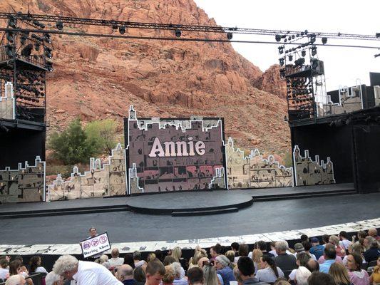 Annie and the stage