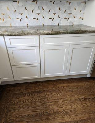 Bay Area Cabinet Refinishing & Repainting Company with Alex Rodriguez 510-880-1048
Serving: Alameda, Berkeley, Dublin, Emeryville, Fremont