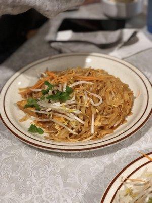 Pad Thai 4/5