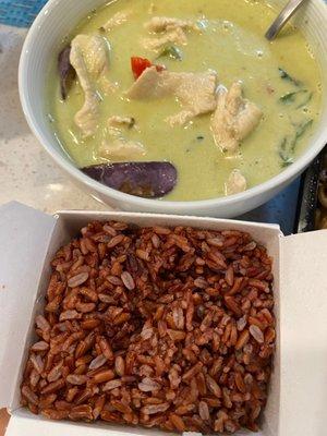 59. Green Curry, Chicken with Brown rice