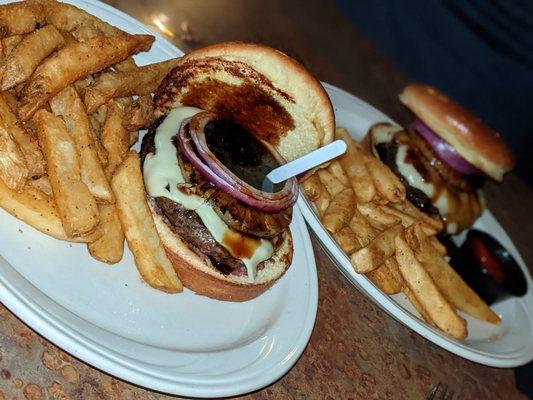 Hawaiian Burger cooked perfectly, swiss cheese, grilled pineapple, red onion, awesome sweet teriyaki type sauce! Crispy, yummy fries