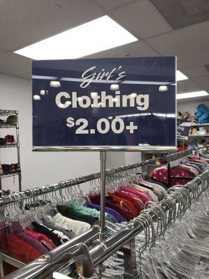 Girls clothing $2+