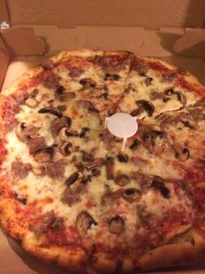 Sausage and mushroom pizza-delicious!