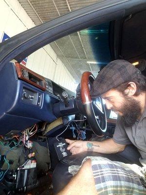 Working on a 1995 Cadillac. Bypassing The V.A.T.S. system so the owner can start the car without a chip.