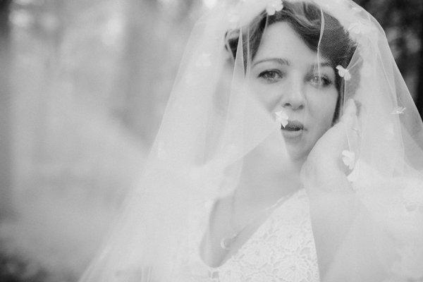 Custom veil with floral detail