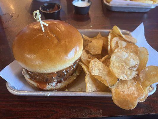 Southwest burger with chips