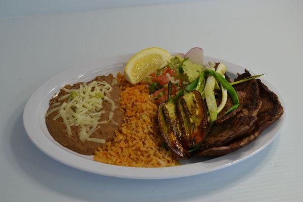 WE USE CARNE RANCHERA / FLAP MEAT PLATE , OR CARNE ASADA PLATE