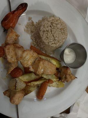 Chicken kebab with roasted veggies