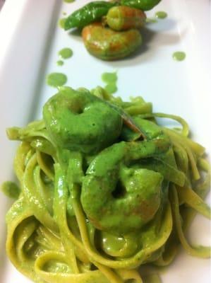 Fettucini pesto sauce w/ langostinos