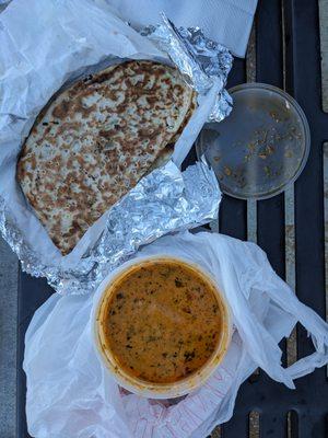 Paneer korma and paneer naan