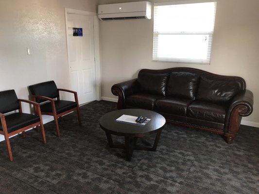 Clean waiting room!!!