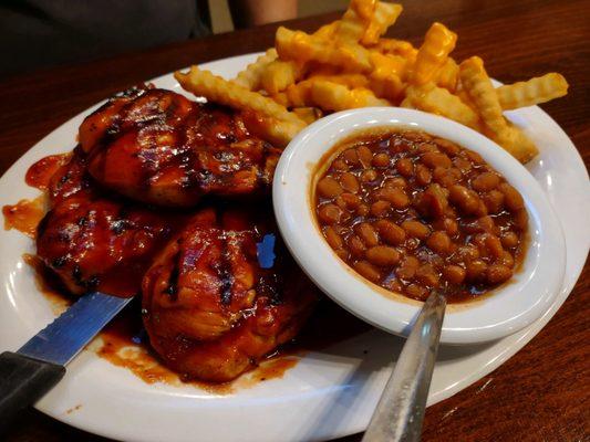 Grilled chicken, baked beans and fries