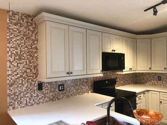 Backsplash installation