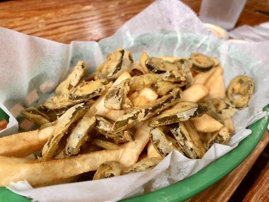 Jalapeño fried rings and FF $7 feel like it could've used more jalapeño.