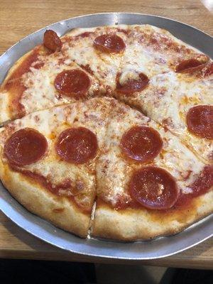 Pepperoni pizza