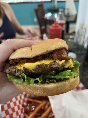 Bacon cheeseburger