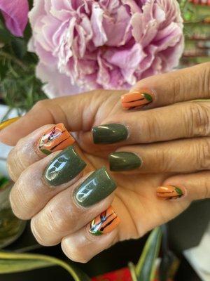 Forest Green Nails