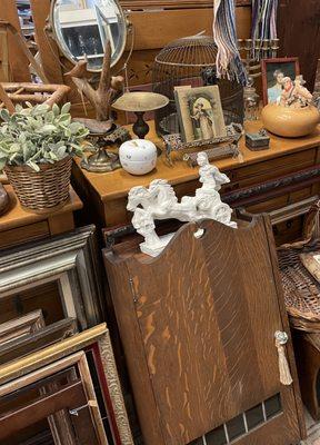 Crestline Antiques & More