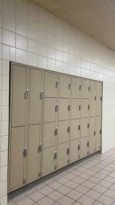 Lockers..!?