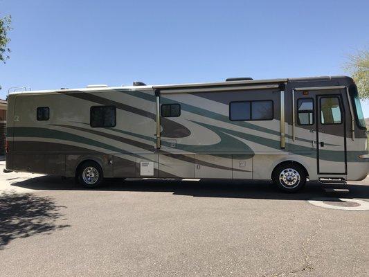 43 foot RV wash & wax