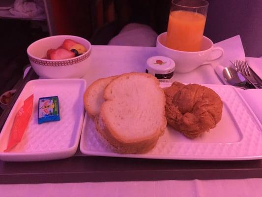 You call this a business class meal? Trust me when I say that the croissant was rock hard.