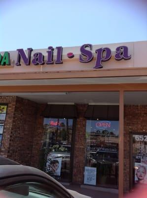 Ragazza Nail Spa