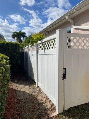 Side yard with Lattice Top Fence.