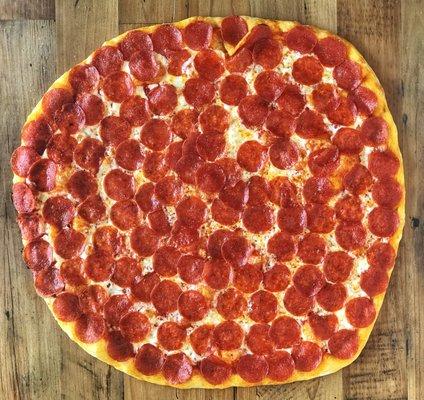 120 Pepperoni! One hundred and twenty slices of pepperoni on a giant 18" crust!