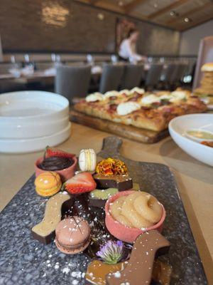 Dessert sampler