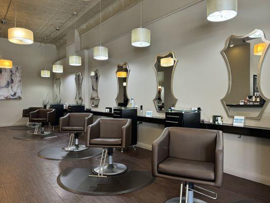 Nicole's Downtown Salon & Spa